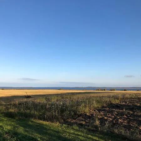 With Sea View On Stryno Apartmán *