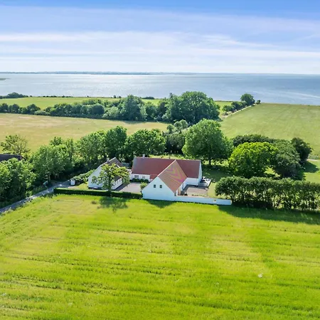 Apartmán With Sea View On Stryno