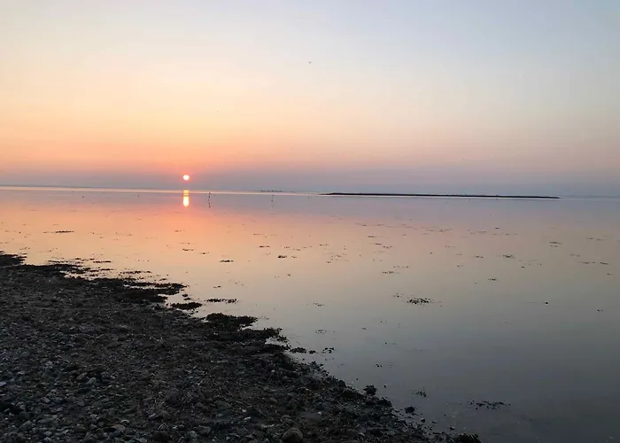 With Sea View On Stryno Apartamento